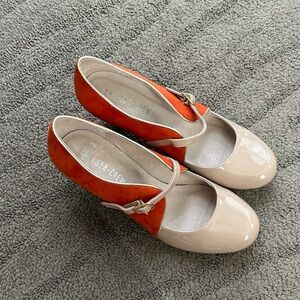 Chelsea Crew Lucille Mary Jane Heels Beige Orange Heel Size 38 Retro Buckle
